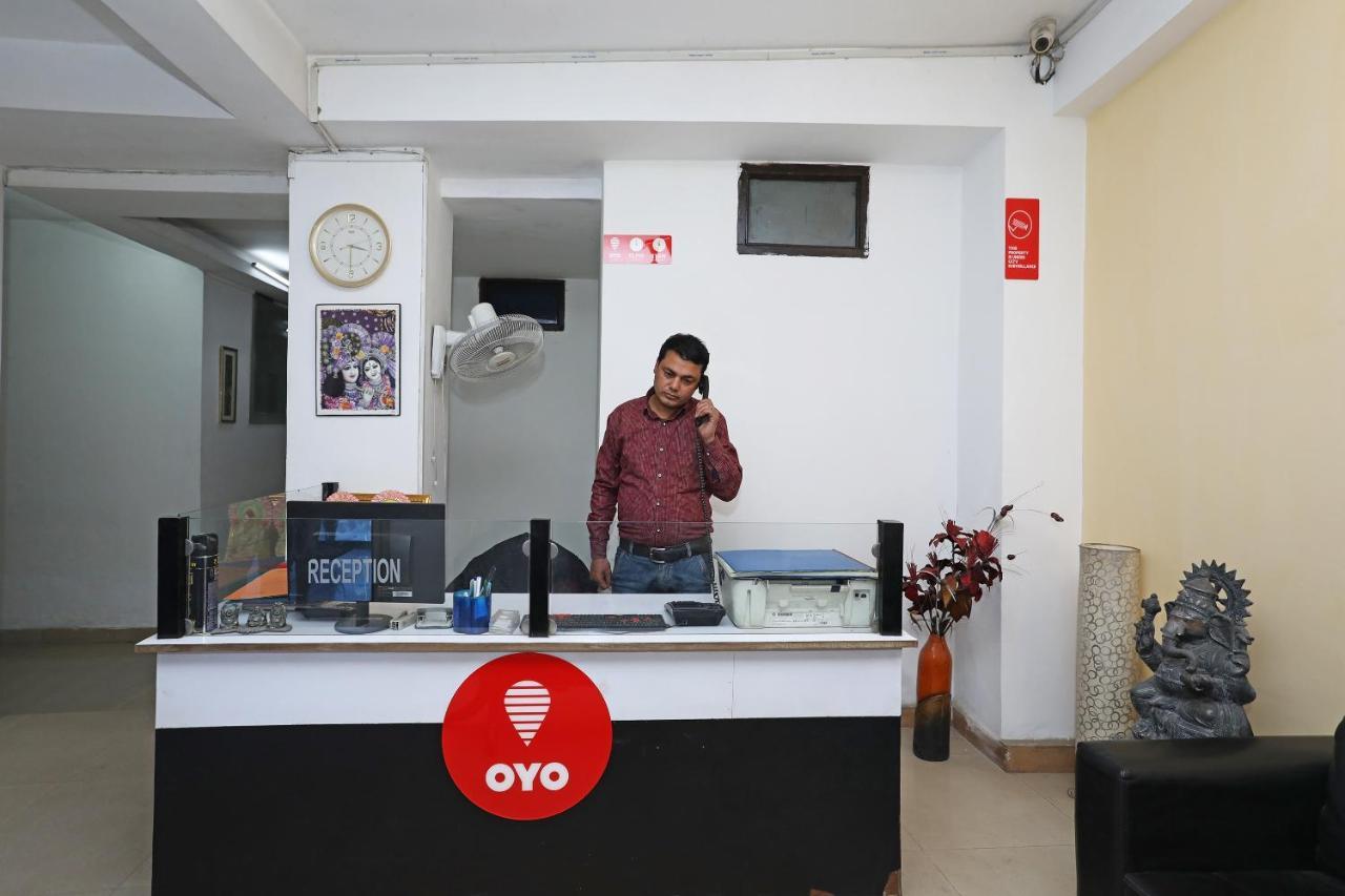 Oyo 11392 The Hotel Grand Hospitality Noida Kültér fotó